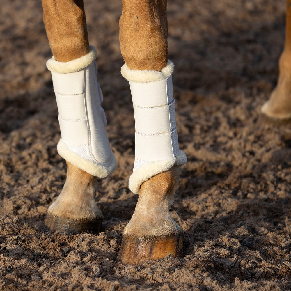 Proreaction Performance Air Mesh Brushing Boots White