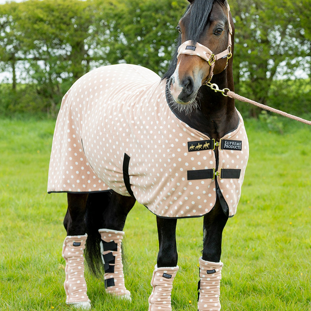 Supreme Products Dotty Fleece Rug Luxurious Latte