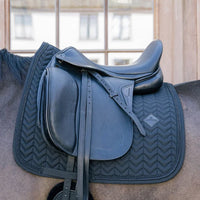 Saddle Pad with metal chain dressage