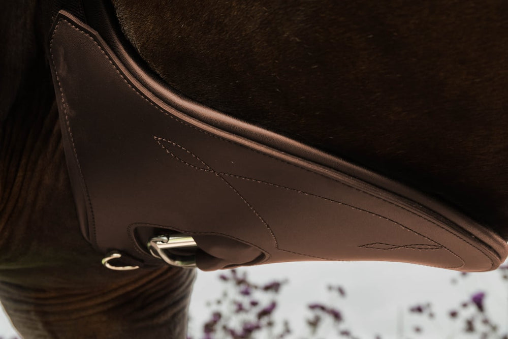 Kentucky Horsewear Anatomic Stud girth