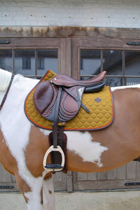 Kentucky Horsewear Saddle Pad Onion Quilt Leather Neon - jumping & dressage available