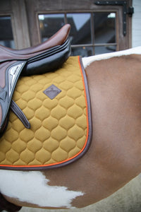 Kentucky Horsewear Saddle Pad Onion Quilt Leather Neon - jumping & dressage available